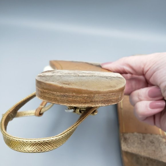 Prada Saffiano Bow Sandals White, Tan & Gold Size 39.5 - Picture 8 of 9